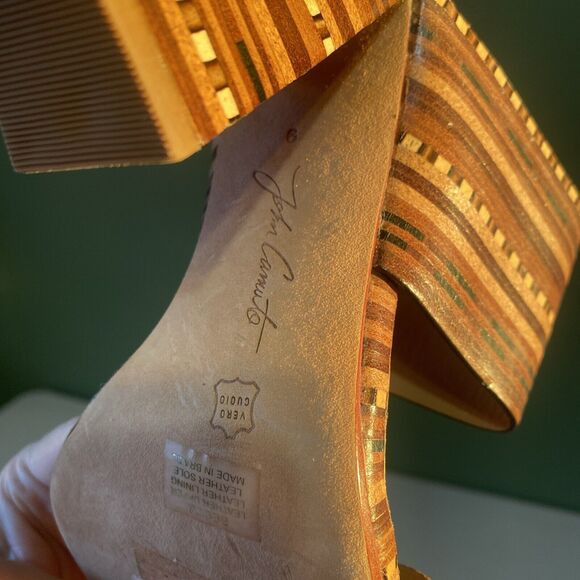 Vince Camuto Brown & Beige Becca Heel Slip On Leather Sandals Size 9 Wood tone - Picture 11 of 12